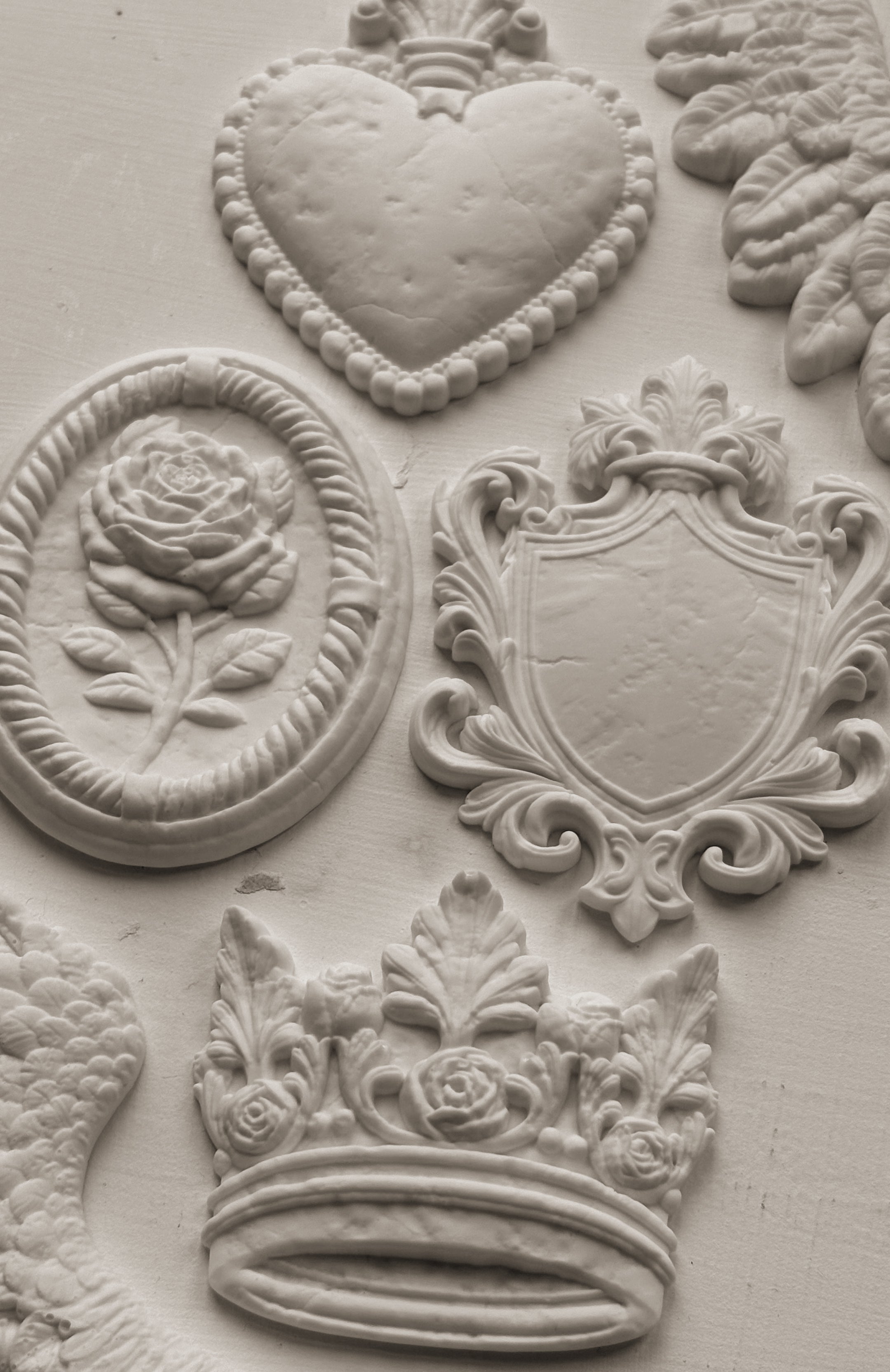Heraldry Decor Mold by Iron Orchid Designs IOD Summer 2025 Launch