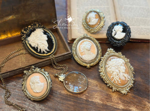 Brooches vintage Moule de décoration par Iron Orchid Designs iod printemps 2025
