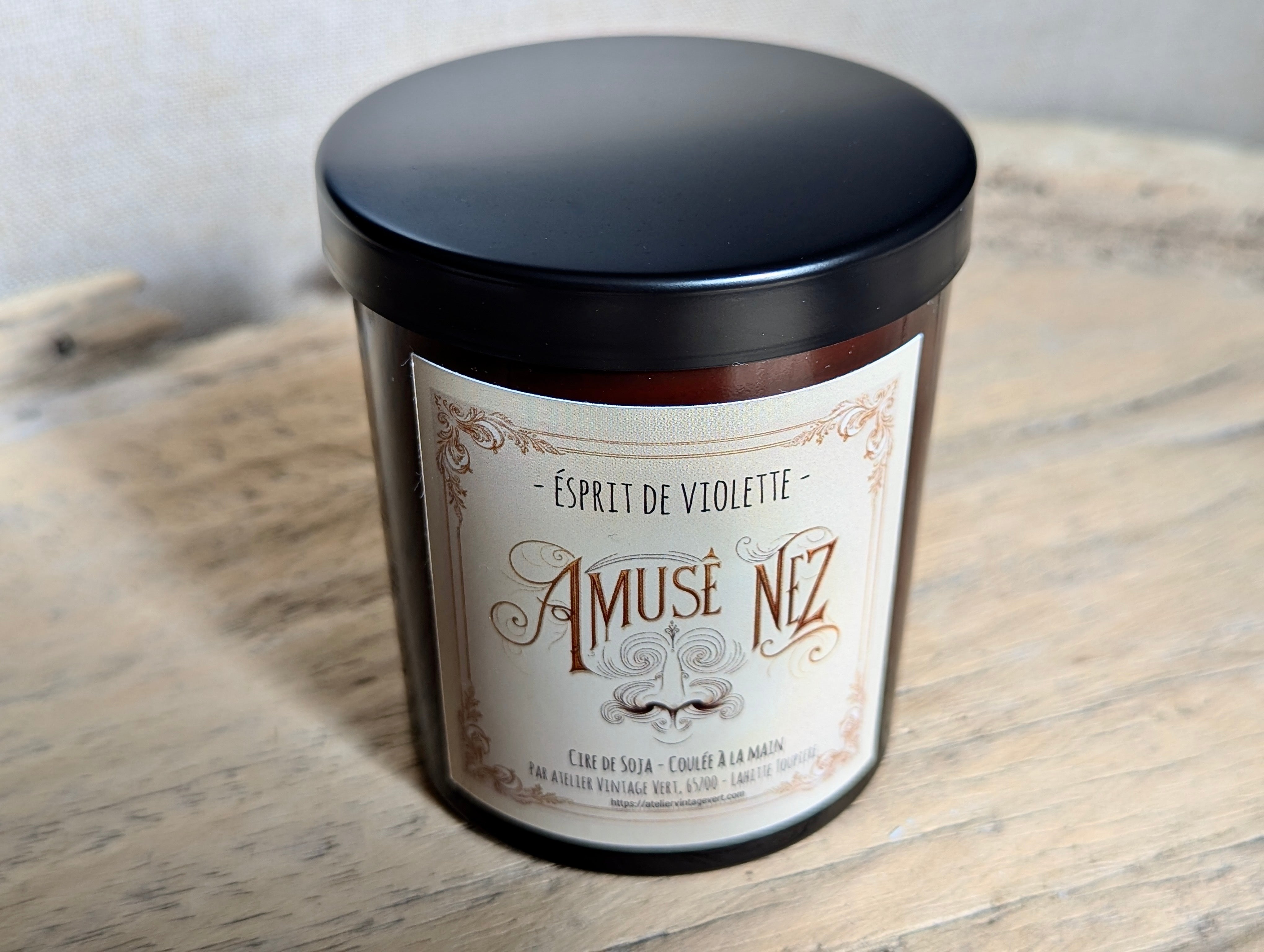 Candela di soia Esprit de Violette | Collezione Amusé Nez